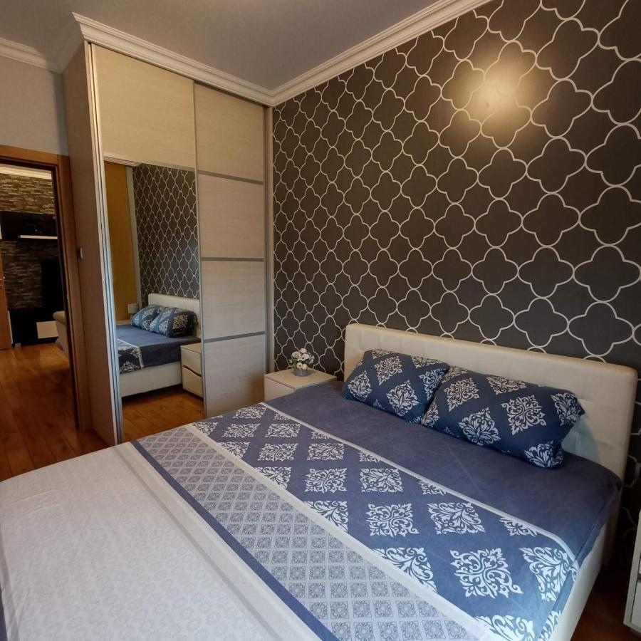 Classic Novi Sad Luaran gambar